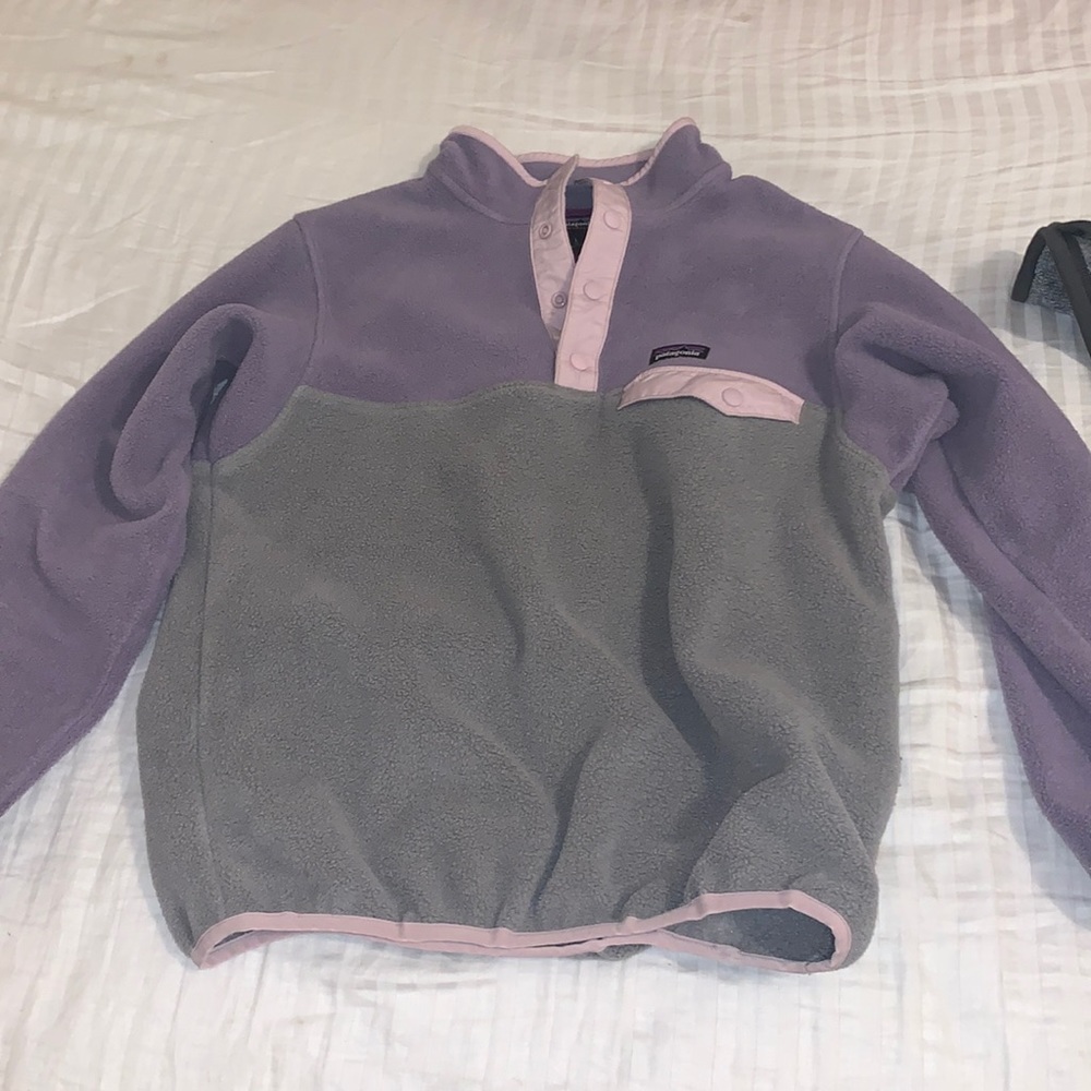 Patagonia girls lightweight pullover